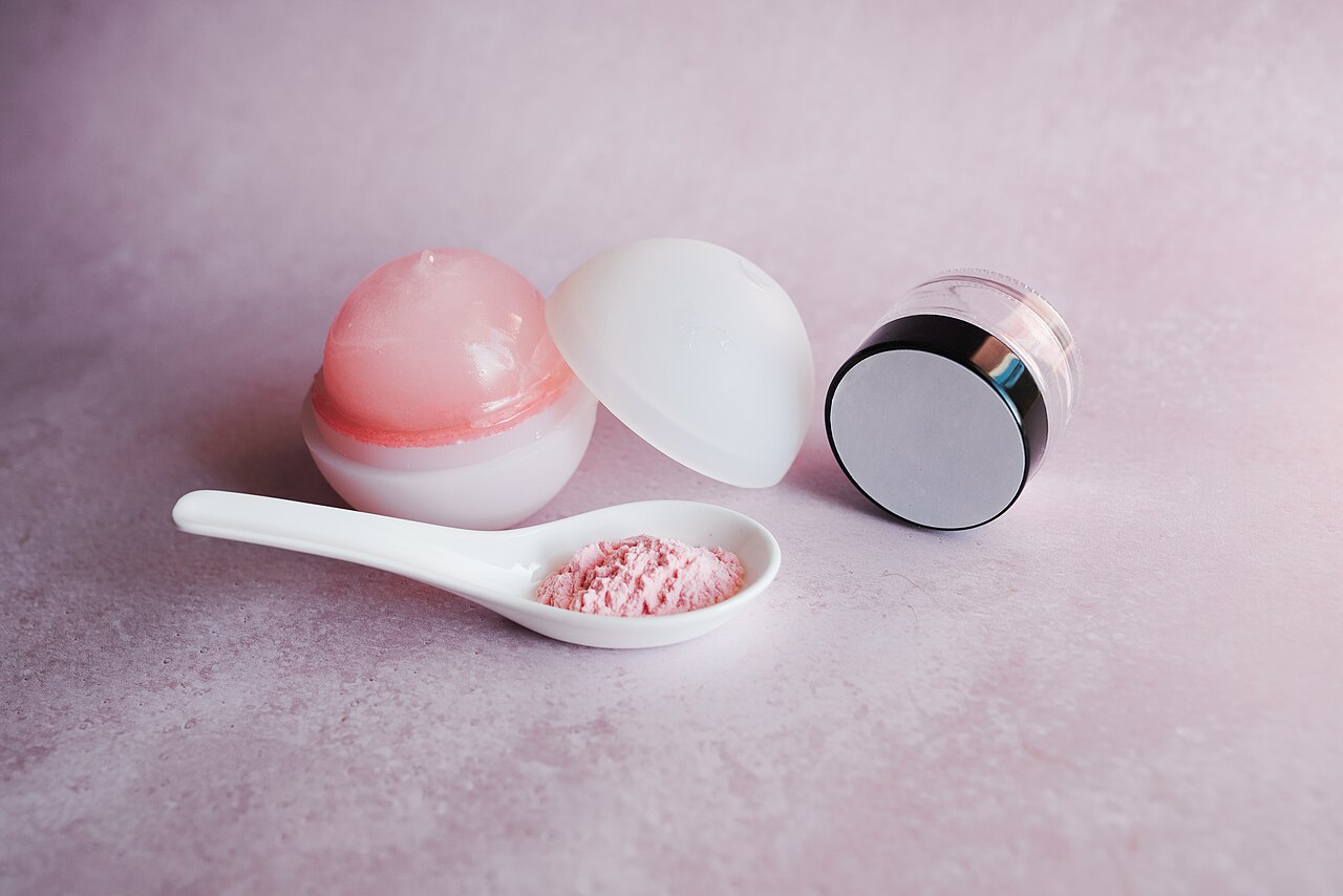 Kosmetik in der Schwangerschaft – Was Sie über Inhaltsstoffe wissen sollten