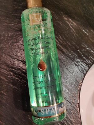 Health & Beauty Health&amp;Beauty Oczyszczający tonik do twarzy z aloesem, rumiankiem i witaminą A — Inhaltsstoffe i ocena