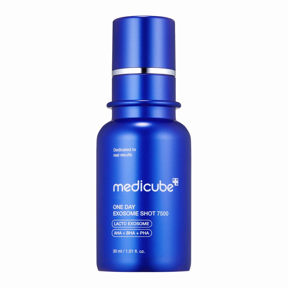 Medicube Medicube One Day Exosome Shot Pore Serum 7500 - Rewitalizujące serum z mikroigłami 30ml